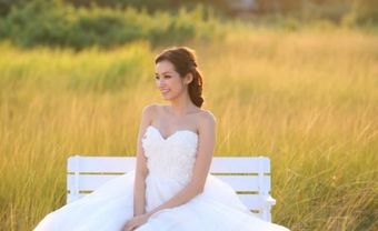 Ngắm vẻ đẹp “mùa thu tỏa nắng” của cô dâu Trúc Diễm - Blog Marry