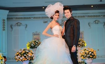 Rực rỡ sắc màu đêm khai mạc MarryWedding Day - Blog Marry