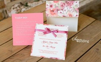 Thiệp cưới đẹp màu hồng in hoa cỏ mùa xuân - Blog Marry