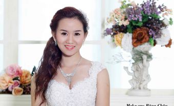 Trang điểm, kiểu tóc phù hợp với cô dâu - Blog Marry