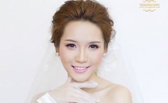 Tư vấn trang điểm cho cô dâu mùa hè - Blog Marry