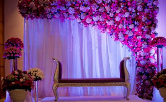 Nên hay không nên sử dụng  BACKDROP chụp hình ngày cưới - Blog Marry