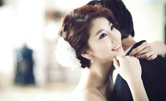 Mê mẩn với những kiểu tóc cực đơn giản cho cô dâu trong ngày cưới  - Blog Marry