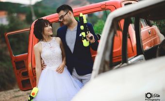 Bộ ảnh cưới độc đáo của cặp đôi cá tính - Blog Marry