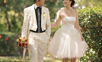 Nhiều lựa chọn váy cưới đẹp cho cô dâu khi đi chào bàn - Blog Marry