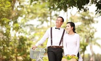 Yêu nhau không phải là nhìn vào nhau mà là cùng nhau nhìn về một phía - Blog Marry