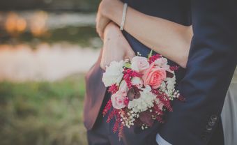 Được người yêu cũ mời dự đám cưới, nên đi hay không? - Blog Marry