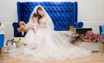 Elly Trần bất ngờ tung ảnh chụp váy cưới đẹp cùng hai con nhân ngày 8-3 - Blog Marry