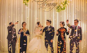 Đám cưới tràn tiếng cười của con trai 'người phán xử' Hoàng Dũng - Blog Marry