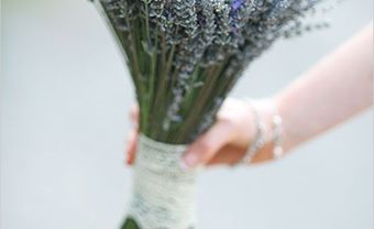 Ý tưởng cưới với hoa Lavender - Blog Marry