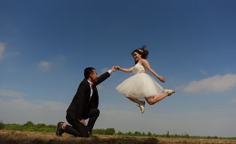 "Chất lừ" với bộ ảnh cưới của cặp đôi nhảy cổ động - Blog Marry