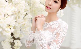 Ngắm Kỳ Hân lộng lẫy trong tà váy cưới - Blog Marry