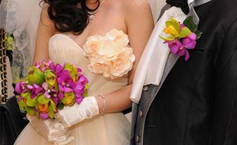 Bí quyết chọn váy cưới che bụng bầu của Sao Việt - Blog Marry