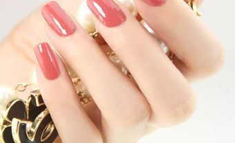 Chọn kiểu nail hài hòa với nhẫn cưới - Blog Marry