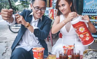 Bộ ảnh cưới ăn mỳ &amp; uống trà như thời ông bà anh - Blog Marry