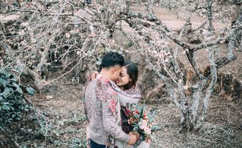 Mê mẩn bộ ảnh “gặp nhau giữa rừng mơ” của cặp đôi Sơn La - Blog Marry