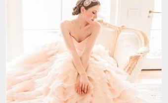 5 sắc màu váy cưới trẻ trung đẹp mê mẩn - Blog Marry