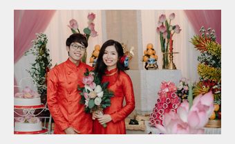 Lễ cưới tràn ngập hoa sen của quản lý Chi Pu - Blog Marry