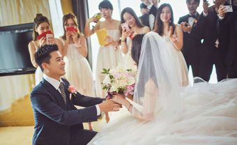 Cặp đôi kết hôn sau 15 năm quen biết khiến dân mạng tin "ngôn tình là có thật" - Blog Marry