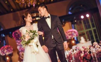 Cô dâu Chung Hân Đồng khóc từ đầu tới cuối tiệc cưới - Blog Marry