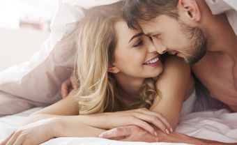 Chiến thuật "lấy lửa nấu nước" giúp hâm nóng chuyện yêu của vợ chồng - Blog Marry