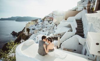 Ảnh cưới chụp ở Santorini của uyên ương nên duyên tại Pháp - Blog Marry