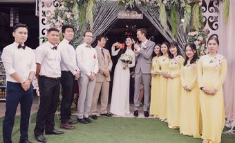 Lễ vu quy của nữ phi công từng đóng phim 'Dốc sương mù' - Blog Marry