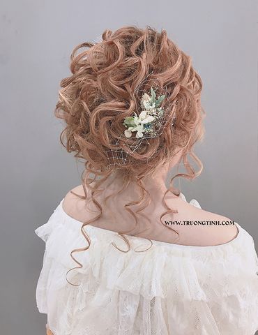 Kiểu tóc cô dâu đẹp - sang trọng - Trương Tịnh Wedding - Hình 19