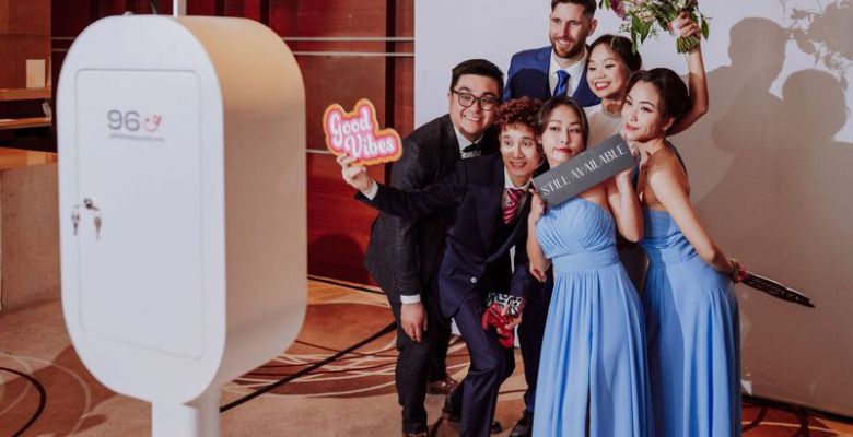 Wedding photobooth rental | Dịch vụ chụp hình lấy liền -96 photobooth co. Vietnam - Quận 3 - Thành phố Hồ Chí Minh - Hình 1